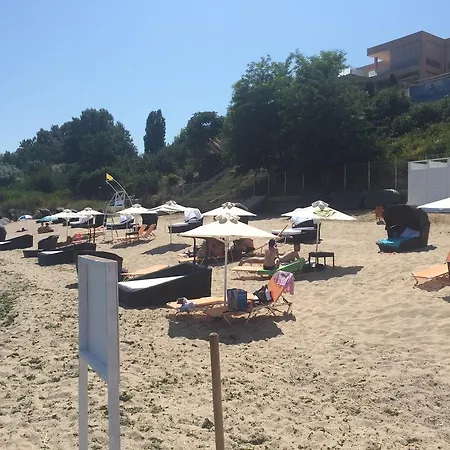 Ξενοδοχείο Benvita 3*